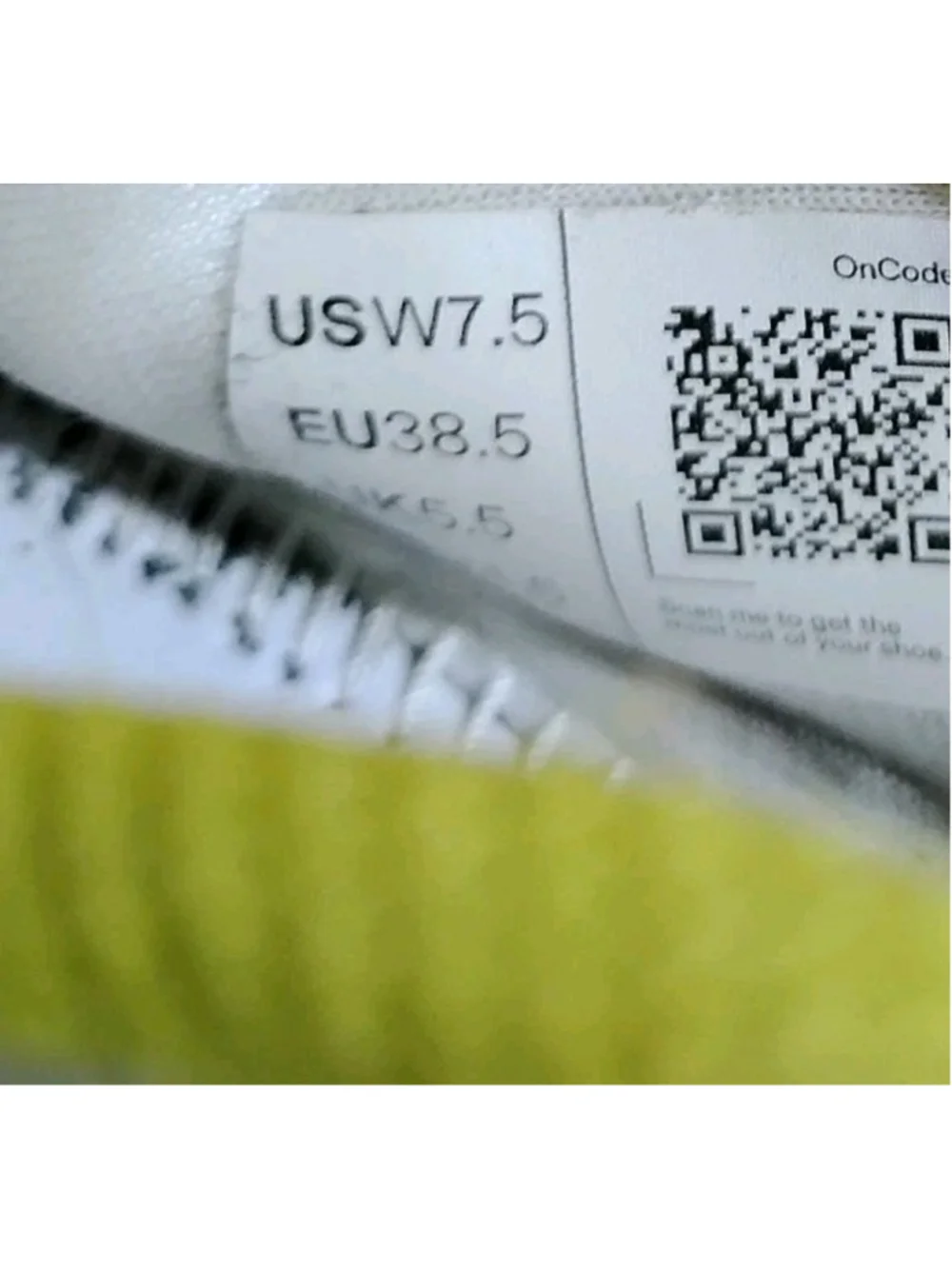 On Cloud The Roger Pro 2 Women's Size 7.5 White Pink Athletic Shoes